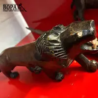 Houten dierenbeeldjes - 3 stuks – kavel bij BOPA Auctions, Oekene