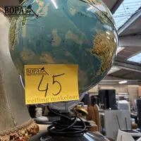 Vintage verlichte wereldbol – kavel bij BOPA Auctions, Oekene