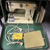 Retro naaimachine Bernina – kavel bij BOPA Auctions, Oekene