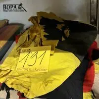 Belgische vlag + 2 x Vlaamse Leeuw – kavel bij BOPA Auctions, Oekene