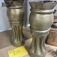 Bewerkte koperen kogelhulzen - 2 stuks – kavel bij BOPA Auctions, Oekene