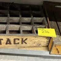 Retro houten bierkratten - 2 stuks – kavel bij BOPA Auctions, Oekene