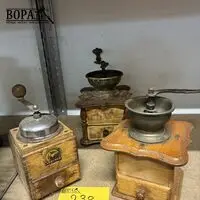 Retro koffiemolentjes - 3 stuks – kavel bij BOPA Auctions, Oekene
