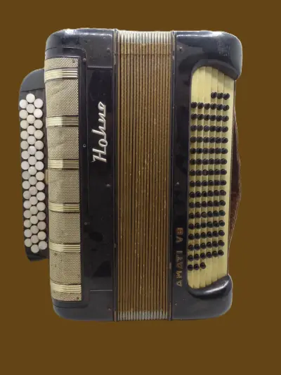Hohner Amati VB accordeon – kavel bij De Kringwinkel, Oostende
