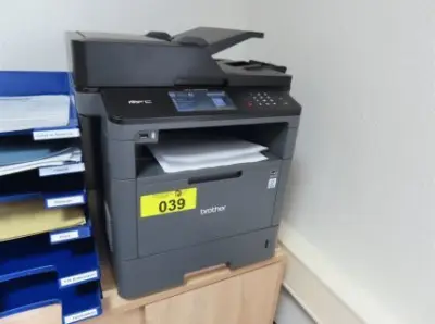 1 Multifunktionsdrucker – kavel bij Perlick Industrieauktionen, Köthen