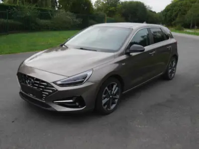 Hyundai I30, 1598 cm³, diesel + électricité – kavel bij Trans Executive