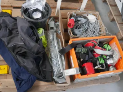 Harnais + divers – kavel bij Trans Executive