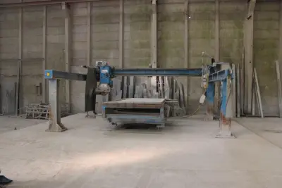 Scie à pont monobloc pour marbrerie ADE – kavel bij Trans Executive