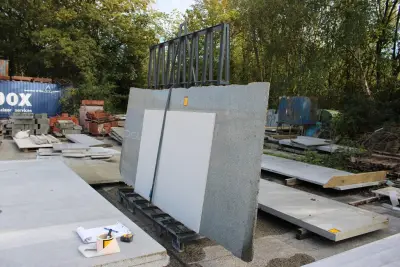 Chevalet avec granit et marbre blanc – kavel bij Trans Executive