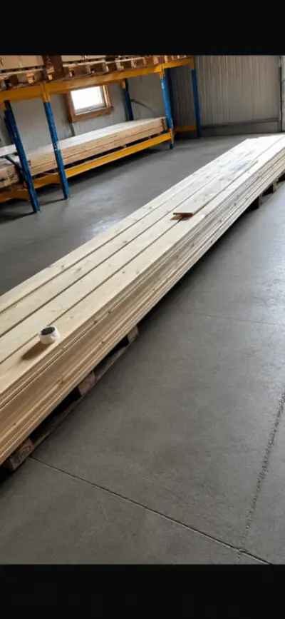 Ca. 20x Vuren planken, schaafd 23,28 m² – kavel bij Onlineveilingmeester, Dokkum