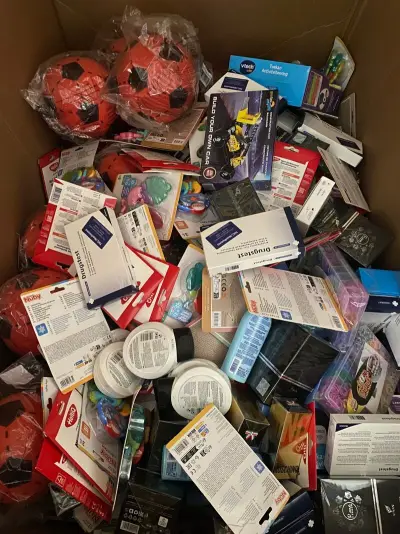 Ca. 190x Speelgoed, baby en verzorging, Vtech, Little Dutch, Nivea Etc – kavel bij Onlineveilingmeester, Dokkum