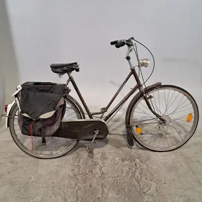 Damesfiets, Gazelle – kavel bij Domeinen Roerende Zaken, Groningen