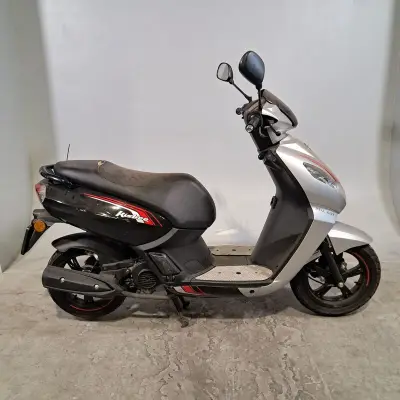 Snorscooter – kavel bij Domeinen Roerende Zaken, Groningen