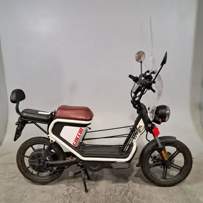 Elektrische scooter, AGM, Goccia GEV1000 – kavel bij Domeinen Roerende Zaken, Groningen