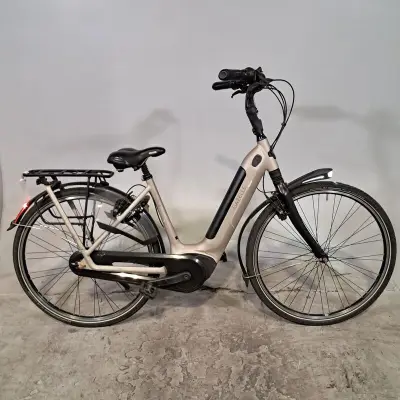 Elektrische damesfiets, Gazelle, Arrayo C8 Elite, 2020 – kavel bij Domeinen Roerende Zaken, Groningen