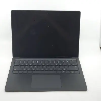 Ca. 64x Laptop, Microsoft, o.a. Surface 3 – kavel bij Domeinen Roerende Zaken, Groningen