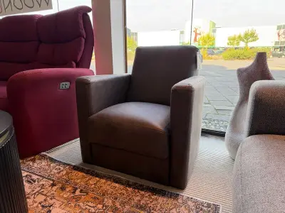 Fauteuil bruin – kavel bij Onlineveilingmeester, Joure