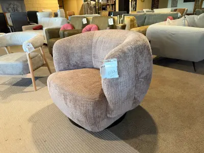 Draai fauteuil, design roze – kavel bij Onlineveilingmeester, Joure