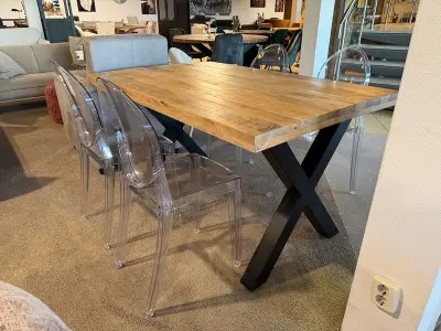 Set van 4 eetkamerstoelen doorzichtig – kavel bij Onlineveilingmeester, Joure