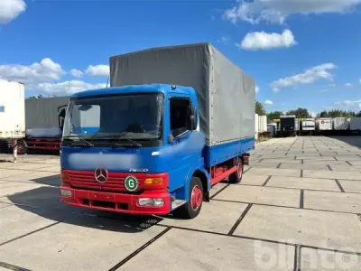Lkw mit Plane und Spriegel Mercedes-Benz Atego 815 (1998) – kavel bij Blinto, Forsting
