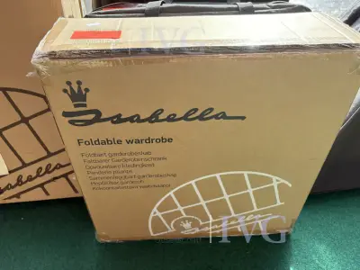 faltbarer Camping-Garderobenschrank ISABELLA – kavel bij IVG, Cloppenburg