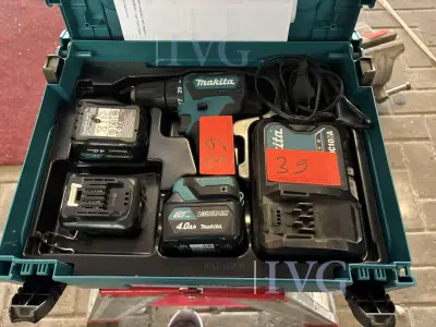Akku-Schrauber MAKITA DF332D – kavel bij IVG, Cloppenburg