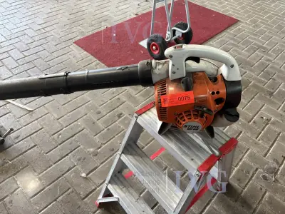 Benzin-Laubbläser STIHL BG56 – kavel bij IVG, Cloppenburg
