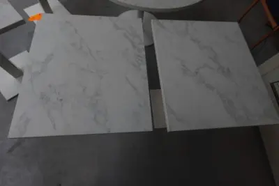 2x Bistrotafel marmerlook Hilma C – kavel bij Openbare Verkopen, Harelbeke