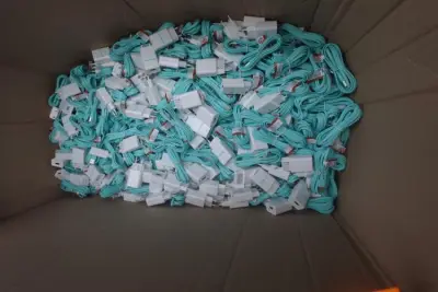 Grote partij usb lader met kabel – kavel bij Openbare Verkopen, Harelbeke
