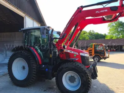 1 Massey Ferguson 5711 M Dyna-4 4WD Essential Kabine – kavel bij Zoll-Auktion, Ahorn