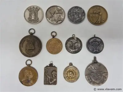 Medailles/Munten/ – kavel bij Vlavem