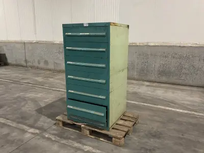 Lista Industriële metalen ladekast – kavel bij Dome Auctions, Depot Deinze