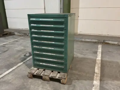Lista Industriële metalen ladekast – kavel bij Dome Auctions, Depot Deinze