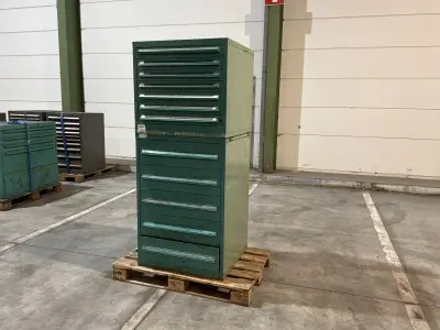 Lista Industriële metalen ladekast (2x) – kavel bij Dome Auctions, Depot Deinze