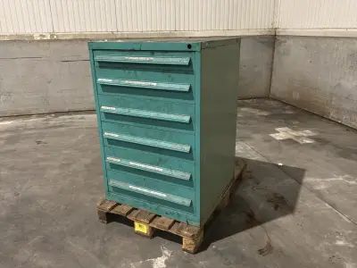 Lista Industriële metalen ladekast – kavel bij Dome Auctions, Depot Deinze