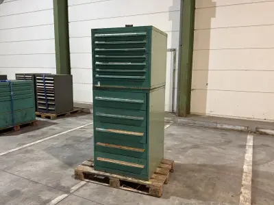 Lista Industriële metalen ladekast (2x) – kavel bij Dome Auctions, Depot Deinze