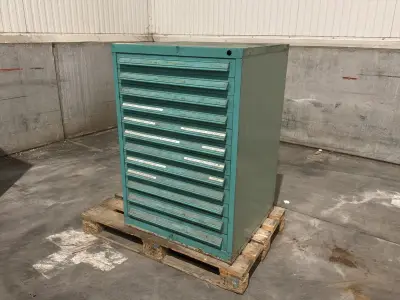 Lista Industriële metalen ladekast – kavel bij Dome Auctions, Depot Deinze