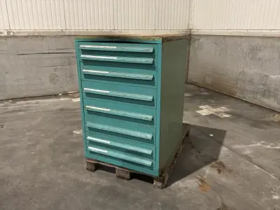 Lista Industriële metalen ladekast – kavel bij Dome Auctions, Depot Deinze