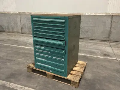 Lista Industriële metalen ladekast – kavel bij Dome Auctions, Depot Deinze