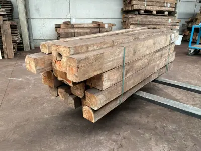 Balken in Teak hout (20x) – kavel bij Dome Auctions, Depot Deinze