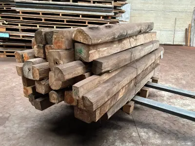 Balken in Teak hout (38x) – kavel bij Dome Auctions, Depot Deinze