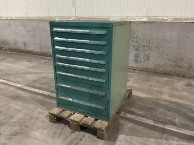 Lista Industriële metalen ladekast – kavel bij Dome Auctions, Depot Deinze