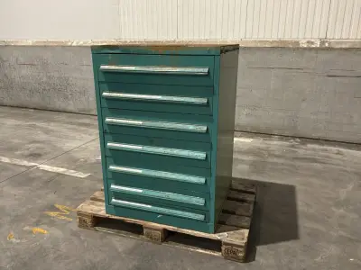 Lista Industriële metalen ladekast – kavel bij Dome Auctions, Depot Deinze
