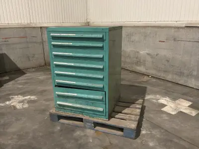 Lista Industriële metalen ladekast – kavel bij Dome Auctions, Depot Deinze