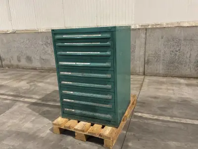 Lista Industriële metalen ladekast – kavel bij Dome Auctions, Depot Deinze