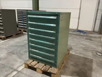 Lista Industriële metalen ladekast – kavel bij Dome Auctions, Depot Deinze