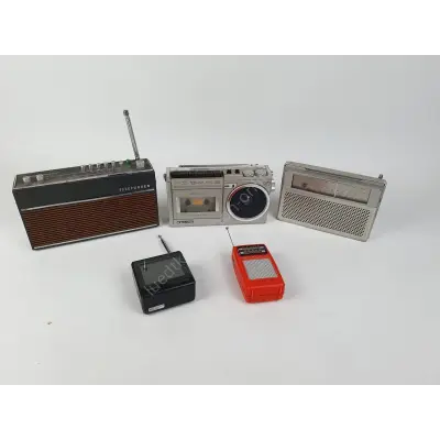Posten alte Radios – kavel bij Luedtke Versteigerungen, Berlin