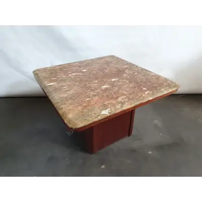 Tisch mit Marmorplatte 70 x70cm – kavel bij Luedtke Versteigerungen, Berlin