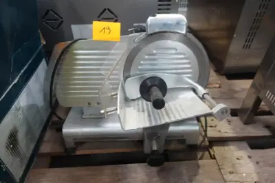 Inox vleessnijmachine – kavel bij Openbare Verkopen, Wielsbeke