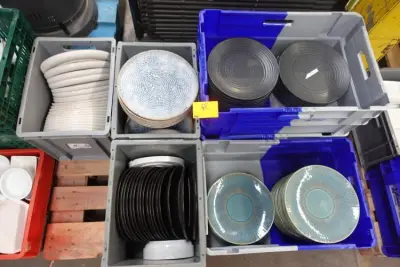 Pallet diverse borden – kavel bij Openbare Verkopen, Wielsbeke